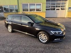 Schwarz Gebraucht 2015 VW Passat Comfortline Kombi | 9.500 € (Guter Preis)