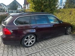 Rot Gebraucht 2009 BMW 325 Kombi | 3.200 € (Etwas zu teuer)