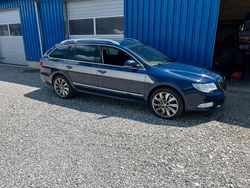 Blau Gebraucht 2011 Skoda Superb Kombi | 5.999 € (Fairer Preis)