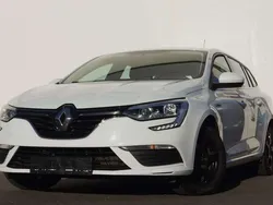 Gletscherweiss Gebraucht 2018 Renault Mégane GrandTour Life Kombi | 8.999 € (Guter Preis)