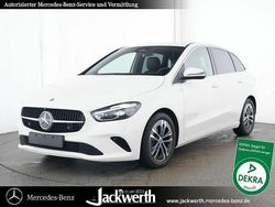 Unilack polarweiß Gebraucht 2024 Mercedes B200 Progressive Van / Kleinbus | 33.550 € (Fairer Preis)