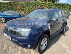 Blau Gebraucht 2012 Dacia Duster Lauréate SUV | 4.999 € (Fairer Preis)