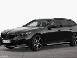 Schwarz Gebraucht 2024 BMW 520 Shadowline Kombi | 58.711 € (Fairer Preis)