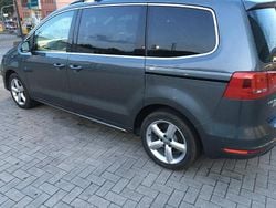 Grau Gebraucht 2014 VW Sharan Van / Kleinbus | 14.500 € (Teuer)