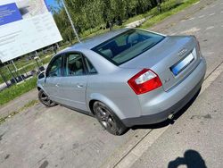 Silber Gebraucht 2001 Audi A4 Limousine | 2.750 € (Fairer Preis)