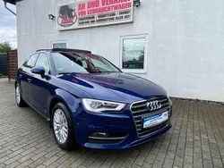 Blau Gebraucht 2015 Audi A3 Sportback Ambiente Limousine | 12.950 € (Guter Preis)