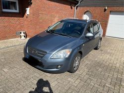 Blau Gebraucht 2010 Kia Ceed Kombi | 2.350 € (Superpreis)