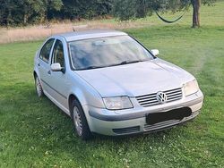 Silber Gebraucht 2000 VW Bora Limousine | 2.000 € (Fairer Preis)