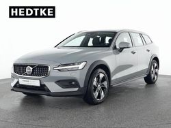 Andere Gebraucht 2023 Volvo V60 Kombi | 42.550 € (Teuer)