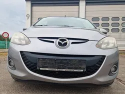Silber Gebraucht 2011 Mazda 2 Active Kleinwagen | 3.200 € (Guter Preis)