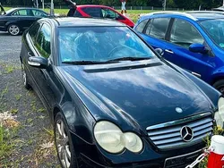 Schwarz Gebraucht 2001 Mercedes C220 Coupé | 999 €