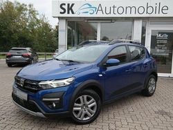 Blau Gebraucht 2022 Dacia Sandero Comfort Kleinwagen | 15.000 € (Fairer Preis)