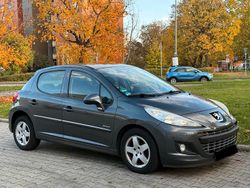 Grau Gebraucht 2012 Peugeot 207 Forever Limousine | 2.450 € (Guter Preis)