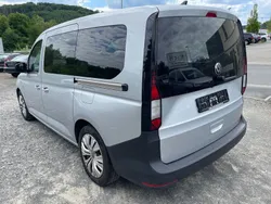 Reflexsilber metallic Gebraucht 2022 VW Caddy Maxi Basis Van / Kleinbus | 18.921 € (Fairer Preis)