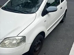 Weiß Gebraucht 2008 VW Fox Kleinwagen | 1.400 € (Fairer Preis)
