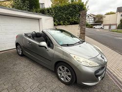 Grau Gebraucht 2007 Peugeot 207 CC Sport Cabrio | 2.750 € (Fairer Preis)
