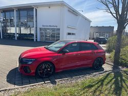 Rot Gebraucht 2023 Audi RS3 Ambiente Kleinwagen | 51.999 € (Superpreis)