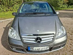 Grau Gebraucht 2010 Mercedes A200 Avantgarde Van / Kleinbus | 8.450 € (Fairer Preis)