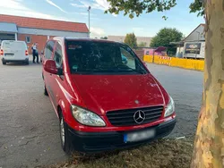 Rot Gebraucht 2007 Mercedes Vito Van / Kleinbus | 9.000 €