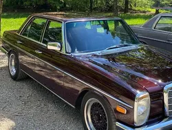 Rot Gebraucht 1974 Mercedes 250/8 Limousine | 29.250 €