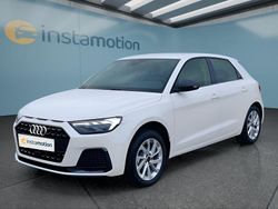 Weiß Gebraucht 2025 Audi A1 Sportback Kleinwagen | 27.949 € (Etwas zu teuer)
