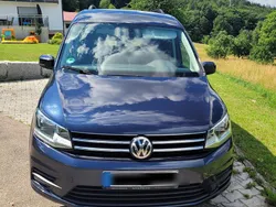 Blau Gebraucht 2015 VW Caddy Van / Kleinbus | 8.999 €