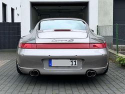 Silber Gebraucht 2002 Porsche 996 Coupé | 50.999 € (Fairer Preis)