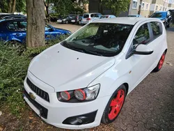 Weiß Gebraucht 2012 Chevrolet Aveo LTZ Kleinwagen | 2.500 € (Fairer Preis)