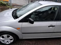Silber Gebraucht 2004 Ford Fiesta Kleinwagen | 500 € (Superpreis)