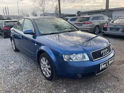 Blau Gebraucht 2004 Audi A4 Limousine | 3.250 € (Guter Preis)