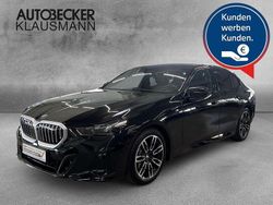 Schwarz Gebraucht 2024 BMW 520 Comfort Edition Limousine | 62.357 € (Teuer)