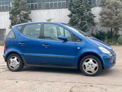 Blau Gebraucht 1998 Mercedes A170 Kleinwagen | 650 €