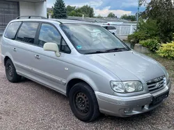 Warm silver Gebraucht 2007 Hyundai Trajet GLS Van / Kleinbus | 3.799 €