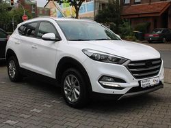 Polar white Gebraucht 2016 Hyundai Tucson Intro Edition SUV | 13.800 € (Fairer Preis)