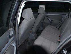 Schwarz metallic Gebraucht 2007 VW Golf V Kombi | 13.500 €