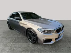 Silber Gebraucht 2019 BMW M550 Performance Limousine | 29.999 € (Fairer Preis)