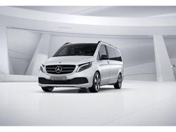 Weiß Gebraucht 2021 Mercedes V220 Night Van / Kleinbus | 45.950 € (Fairer Preis)