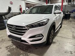Weiß Gebraucht 2015 Hyundai Tucson SUV | 11.490 € (Fairer Preis)