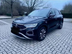 Schwarz Gebraucht 2024 VW T-Roc Life SUV | 27.900 € (Guter Preis)