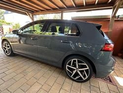 Grau Gebraucht 2020 VW Golf VII Limousine | 18.300 € (Fairer Preis)