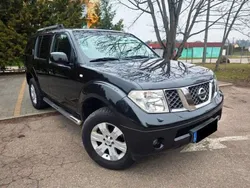 Schwarz Gebraucht 2007 Nissan Pathfinder SUV | 11.000 € (Fairer Preis)