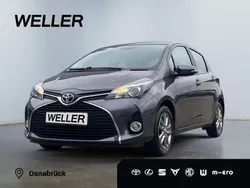Grau Gebraucht 2015 Toyota Yaris Comfort Kleinwagen | 10.290 € (Etwas zu teuer)