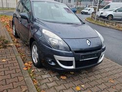 Schwarz Gebraucht 2009 Renault Scénic III Dynamique Van / Kleinbus | 2.999 € (Guter Preis)