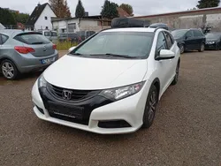 Weiß Gebraucht 2014 Honda Civic Comfort Kombi | 8.850 € (Fairer Preis)