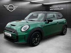 Grün Gebraucht 2023 Mini Cooper SE Kleinwagen | 22.100 € (Fairer Preis)