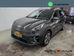 Grau Gebraucht 2021 Kia e-Niro SUV | 18.900 € (Superpreis)