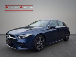 Blau Gebraucht 2019 Mercedes A200 AMG line Limousine | 22.880 € (Fairer Preis)