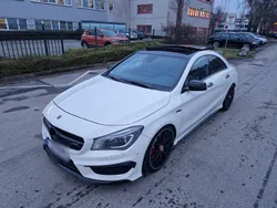 Weiß Gebraucht 2016 Mercedes CLA45 AMG AMG Limousine | 25.500 € (Fairer Preis)