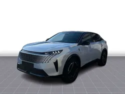 Weiß Gebraucht 2024 Peugeot e-3008 GT SUV | 47.000 € (Guter Preis)