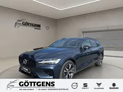 Blau Gebraucht 2022 Volvo V60 R-Design Kombi | 35.450 € (Guter Preis)